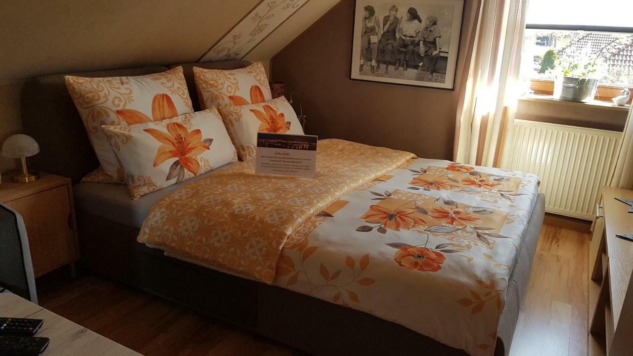 Pension Buetterich Apartment ฮูซุม ภายนอก รูปภาพ